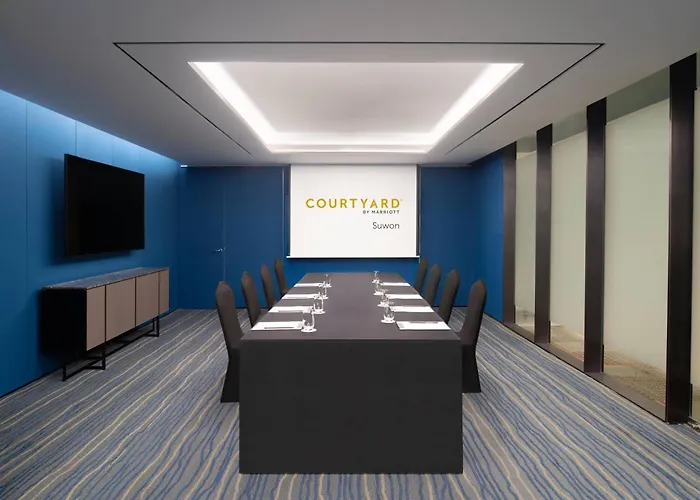 Courtyard By Marriott Suwon